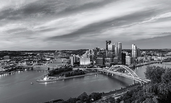 ORIA_PghSkyline_1821