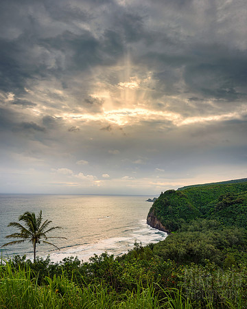 From Pololu Valley Lookout, Hawai'i