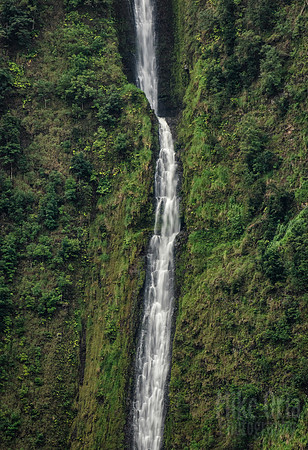 Hi'ilawe Falls